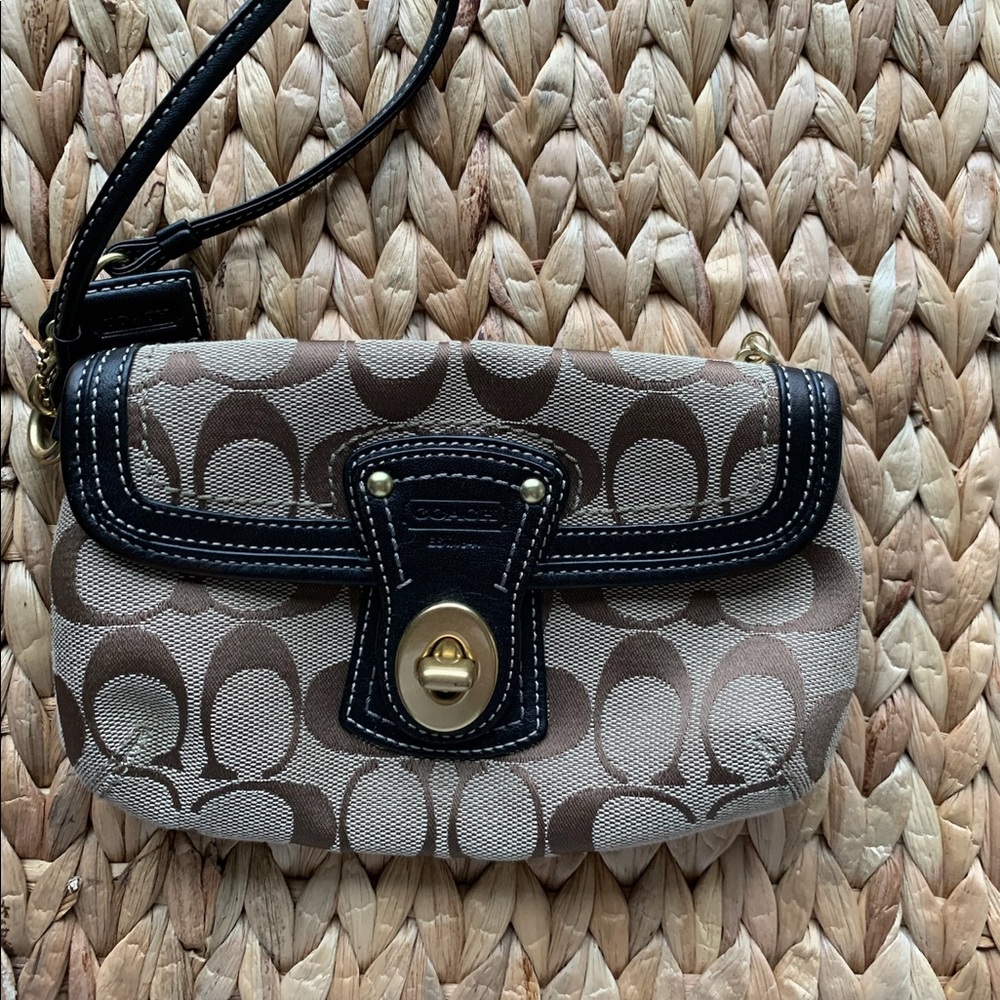 COACH Signature Wristlet Brown Pattern/Black Leather Trim